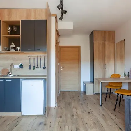 Vrhovi Kopaonika Apartment *